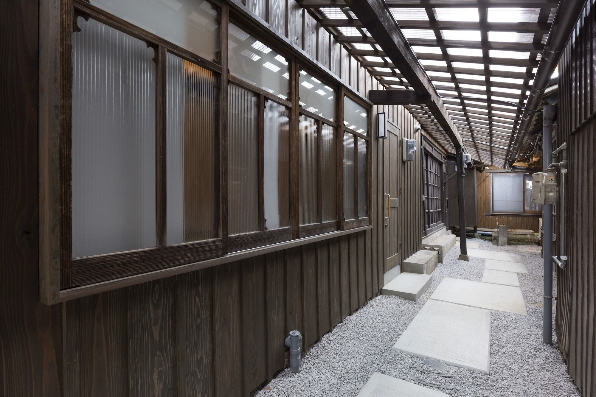 Art House Project The Row House Of Hamawaki Beppu Exterior foto